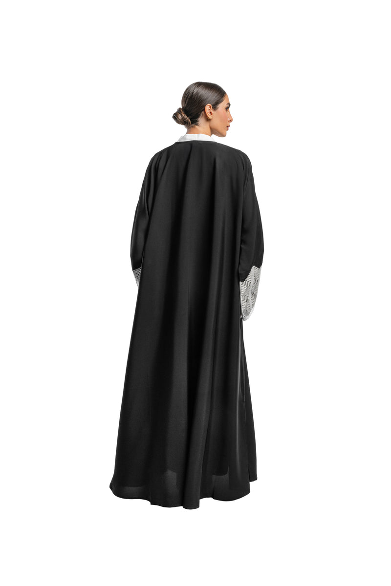 BLACK EMBROIDERY SOALON OPEN ABAYA