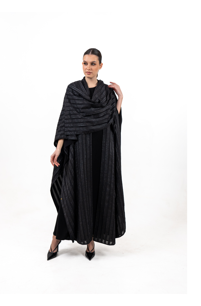 BLACK JACQUARD   OPEN  BISHT