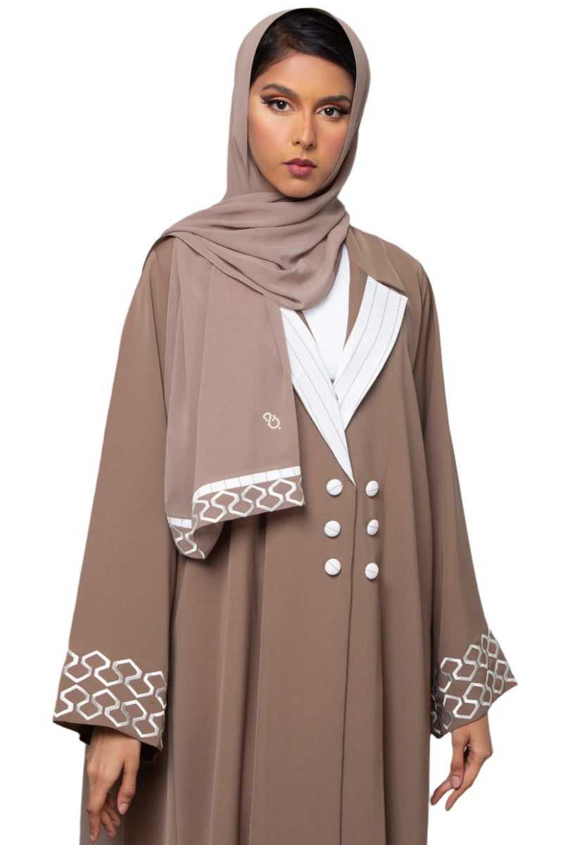 BEIGE COLLARED BUTTONED CREPE ABAYA.