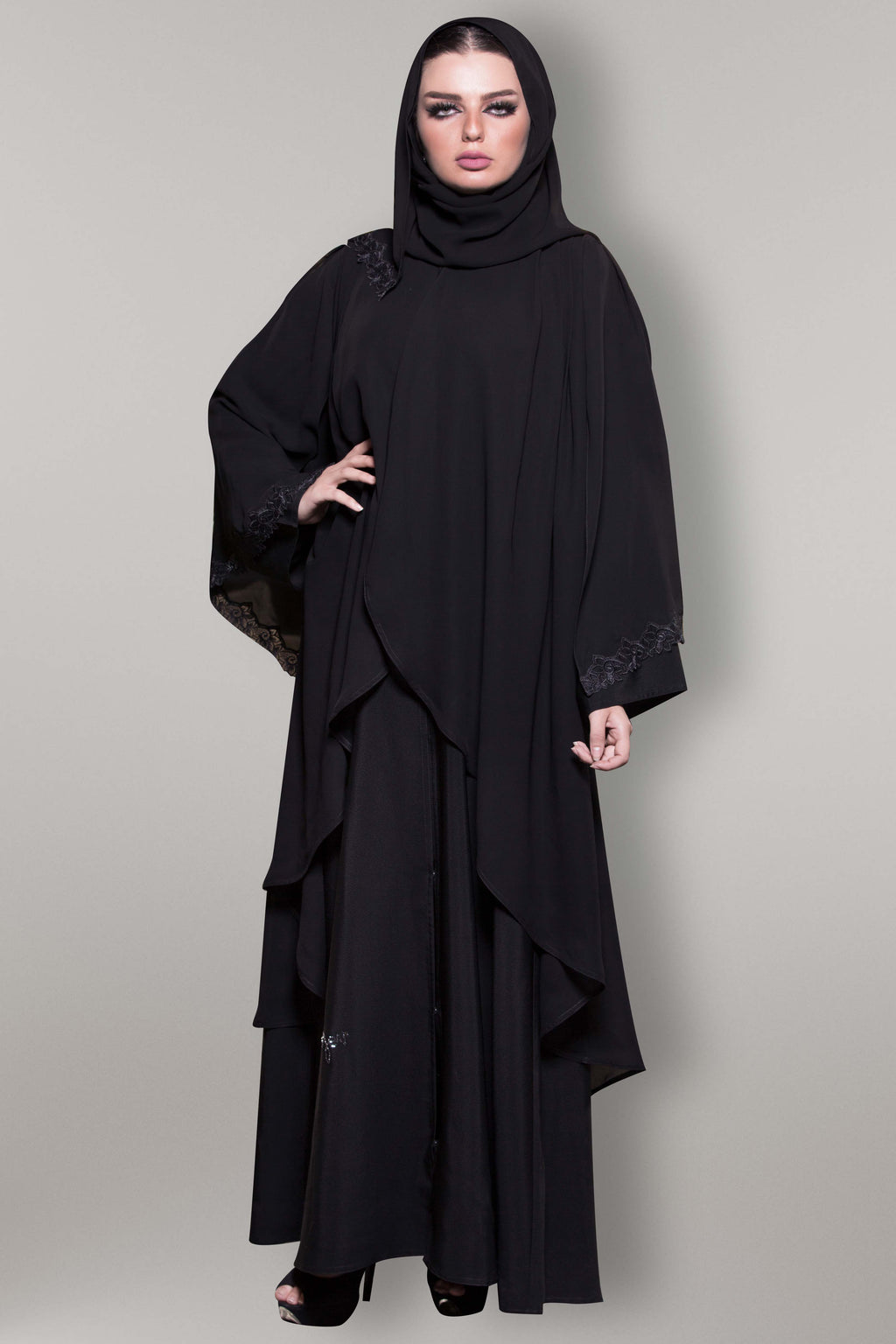 BLACK FRENCH LACE EMBROIDERED SLEEVES SOALON ABAYA