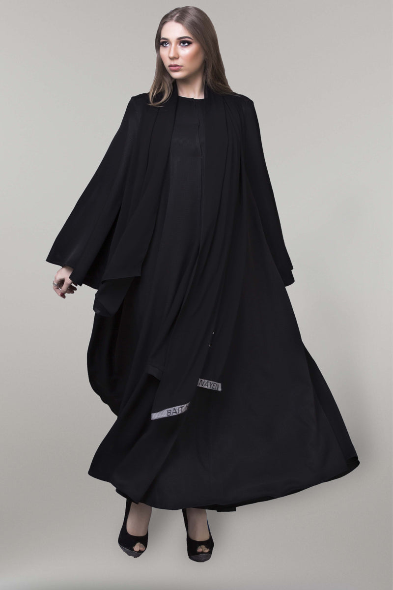 BLACK TWEETED LOGO FABRIC DESIGN SOALON ABAYA.