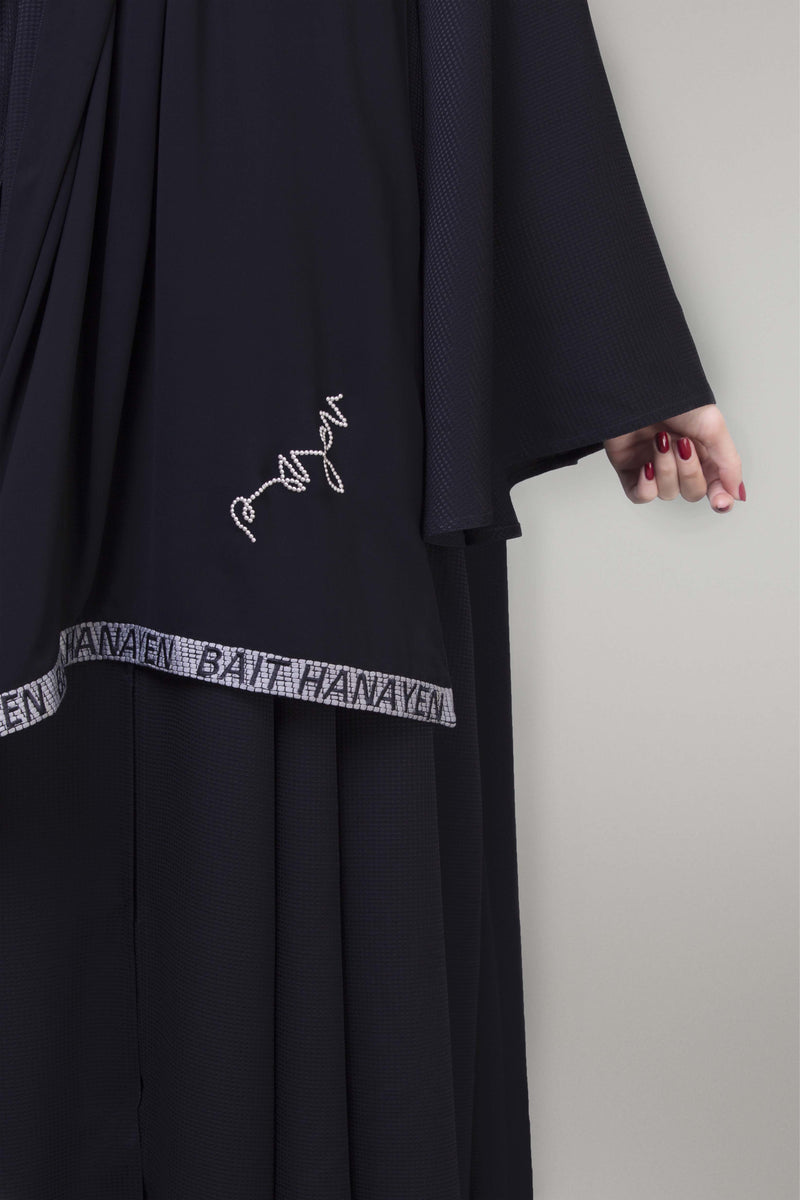 BLACK TWEETED LOGO FABRIC DESIGN SOALON ABAYA.