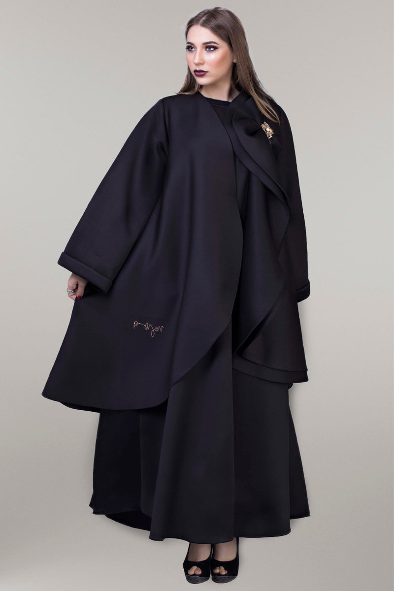 BLACK DOUBLE LAYERED FOAM FABRIC SOALON ABAYA.