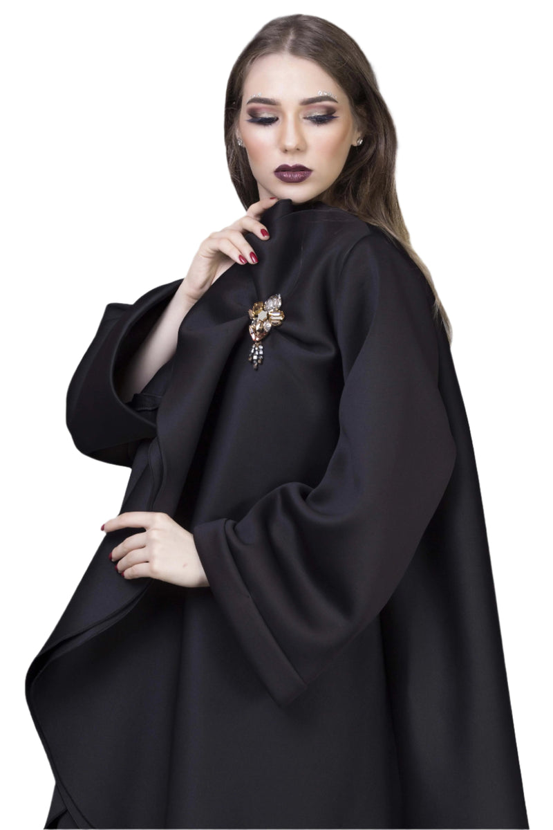 BLACK DOUBLE LAYERED FOAM FABRIC ABAYA.