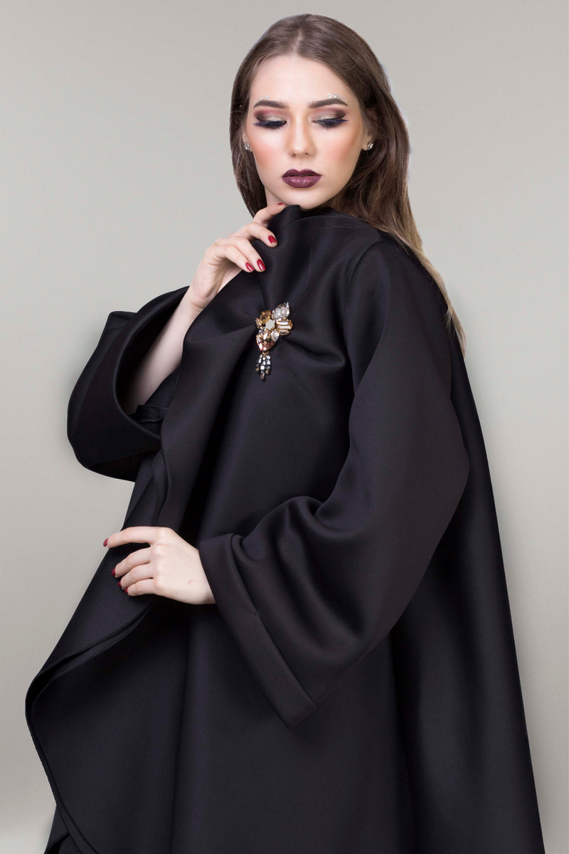 BLACK DOUBLE LAYERED FOAM FABRIC SOALON ABAYA.