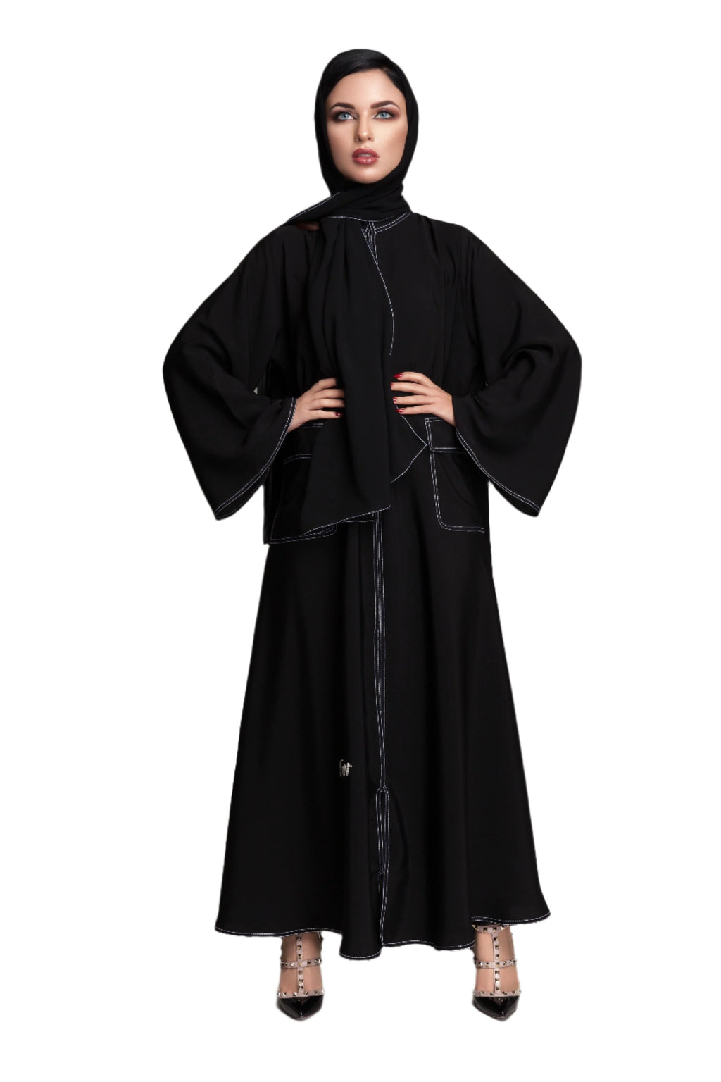 BLACK TOP STITCHED SOALON ABAYA.