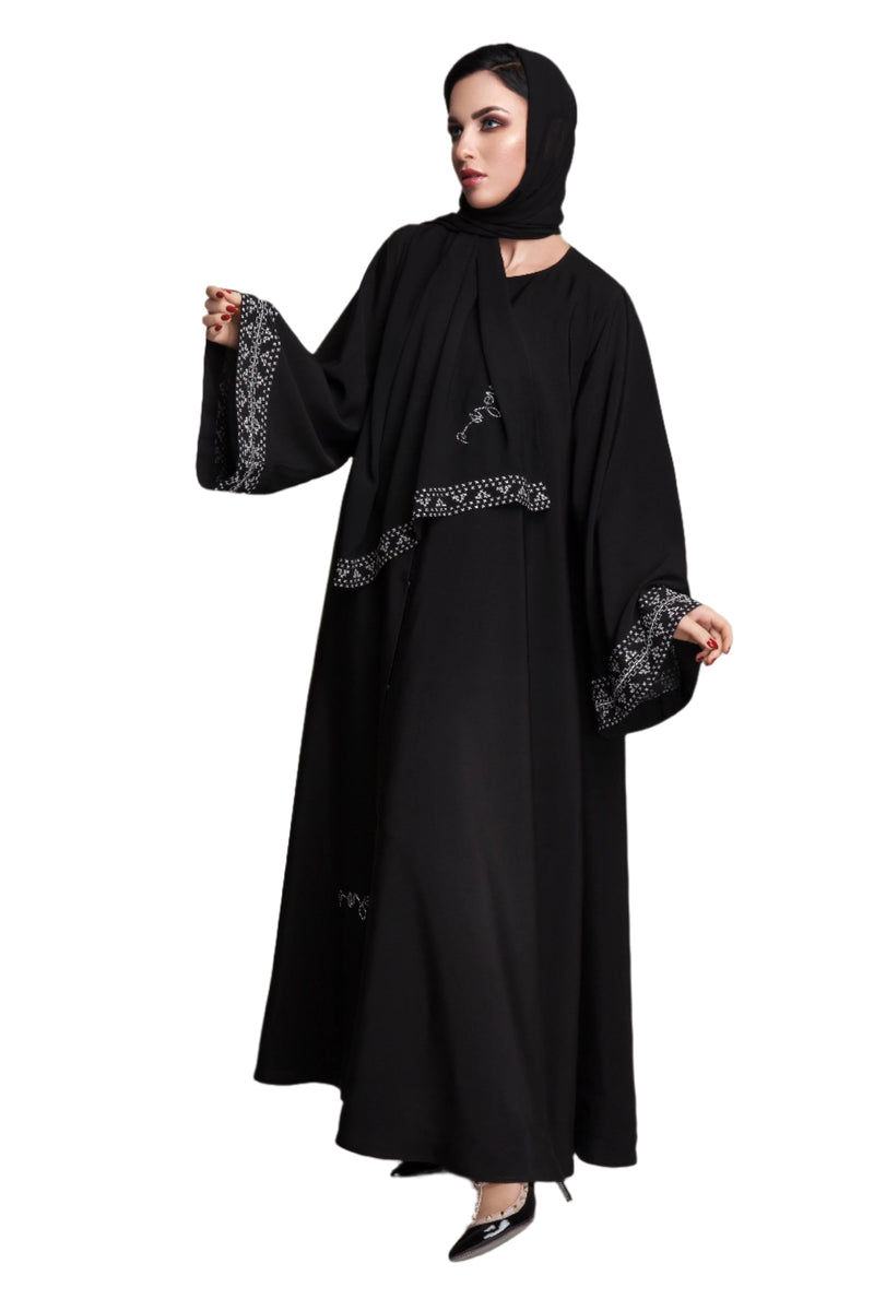 BLACK EMBROIDERED SLEEVE SOALON ABAYA.