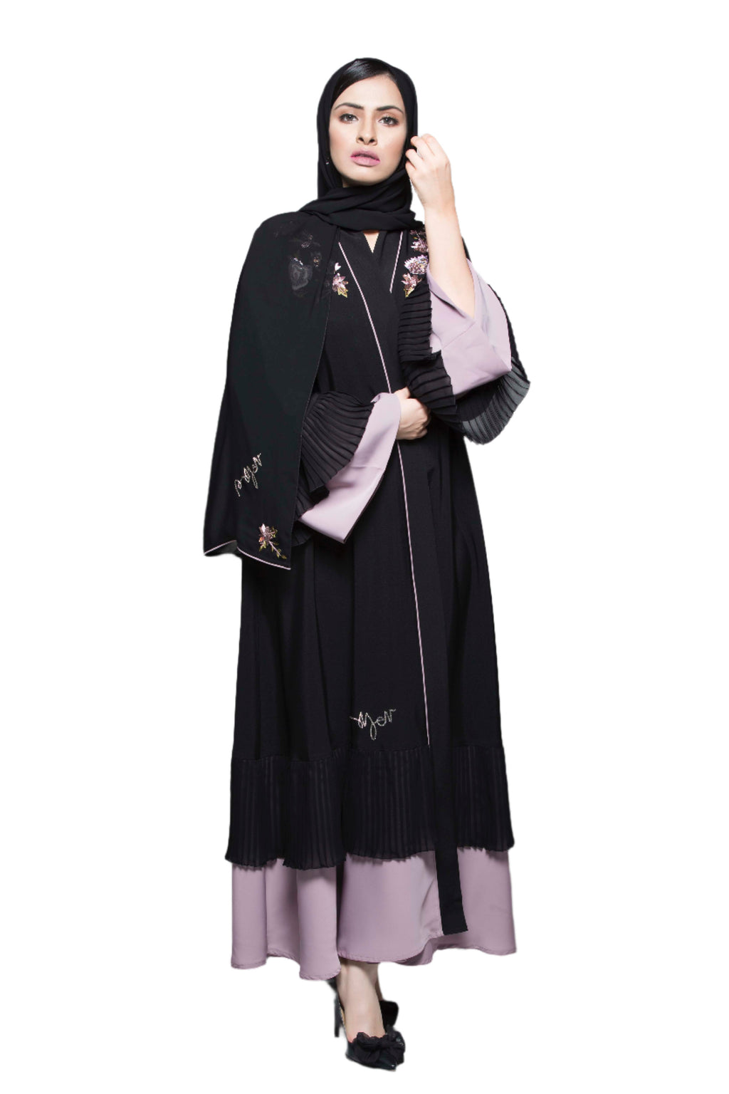 BLACK FLOWER BEADS OPEN CLOCHE ABAYA.