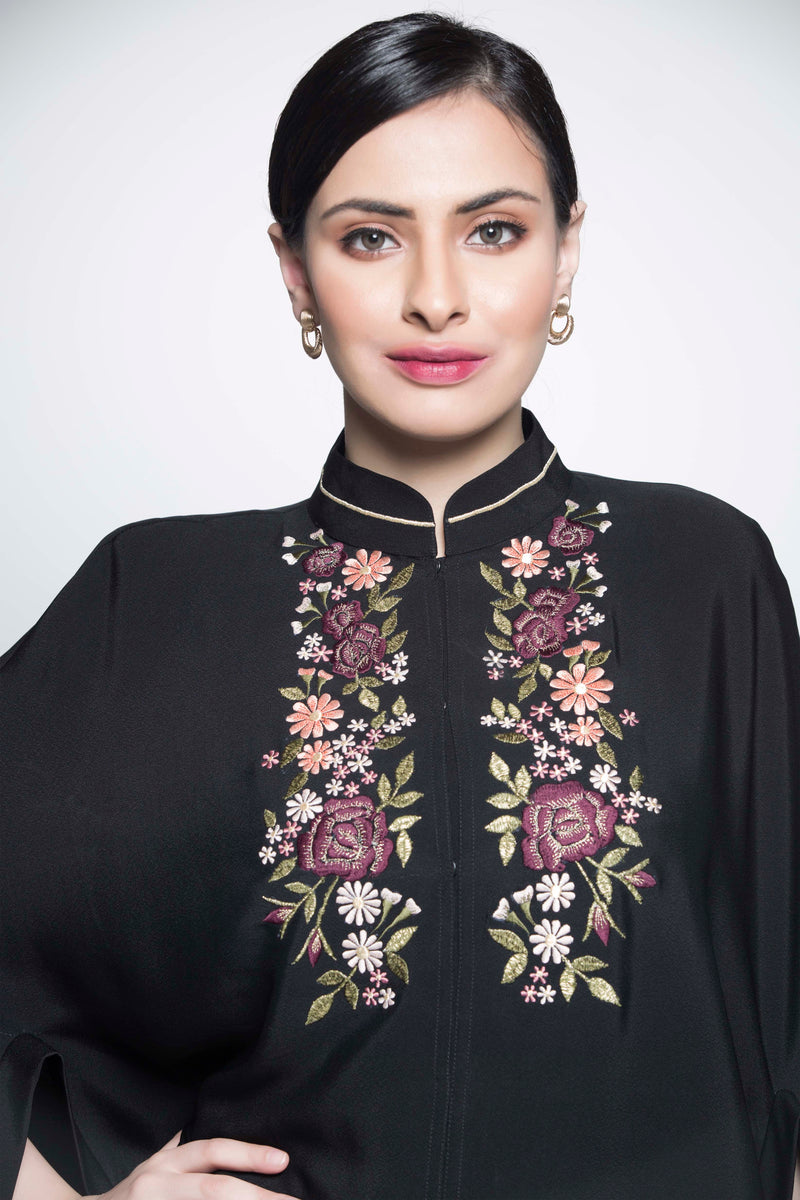 BLACK FLORAL EMBROIDERED CAPE SOALON ABAYA.