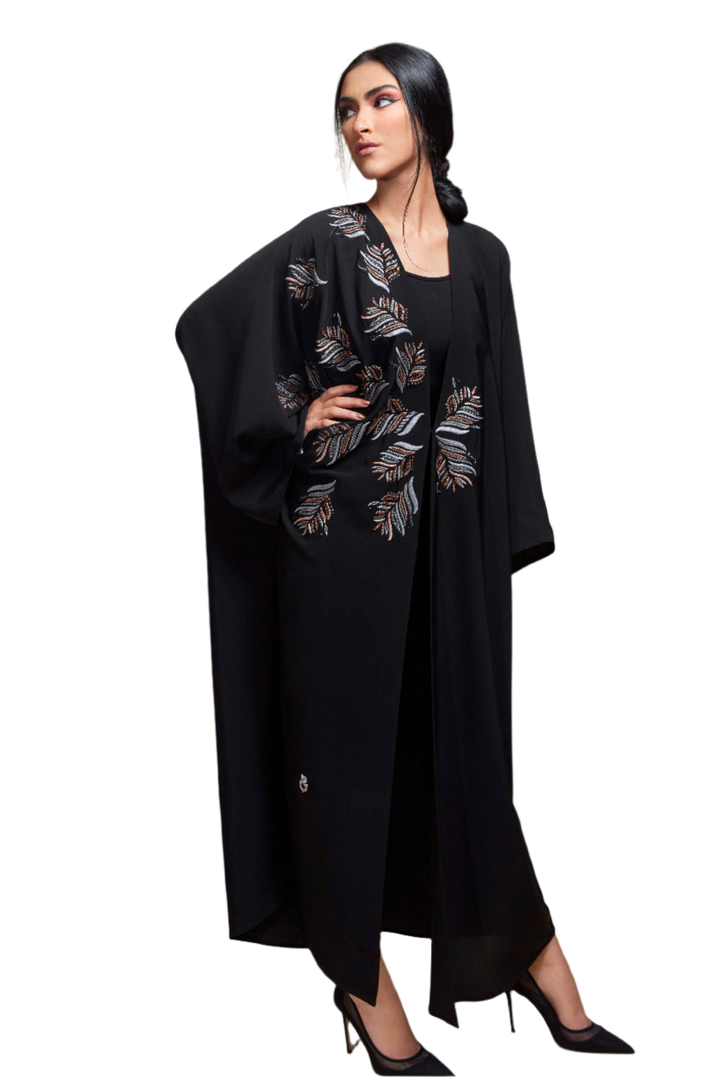 BLACK LEAF EMBROIDERED SOALAN OPEN ABAYA.