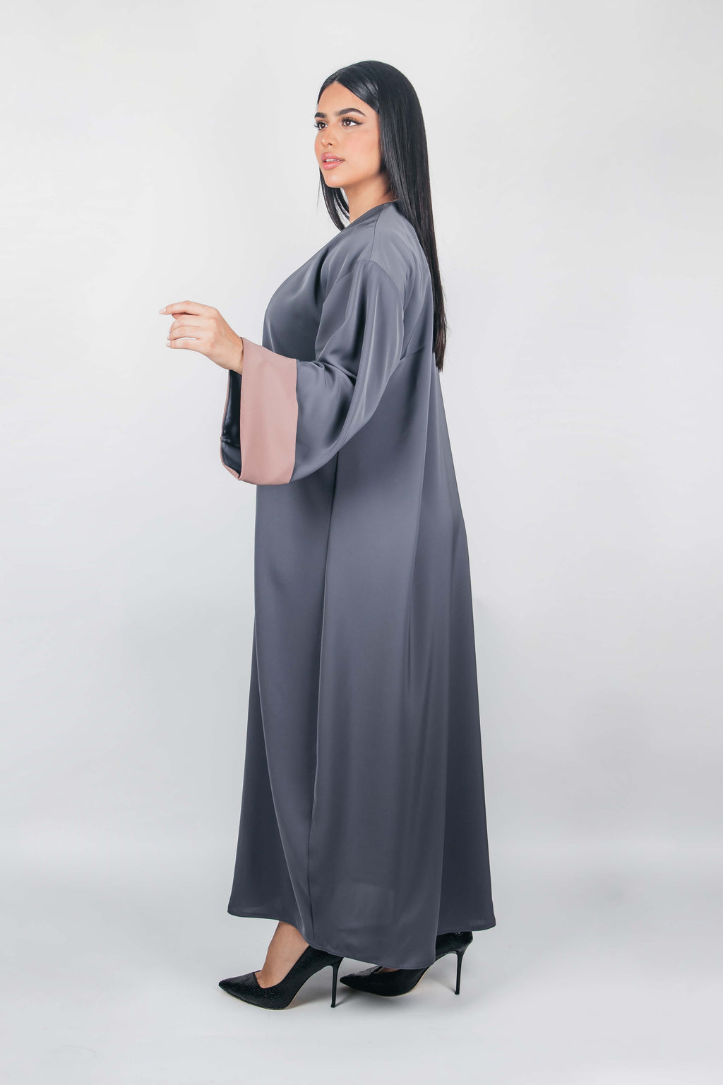 SOLID GREY PLAIN CREPE  OPEN ABAYA.