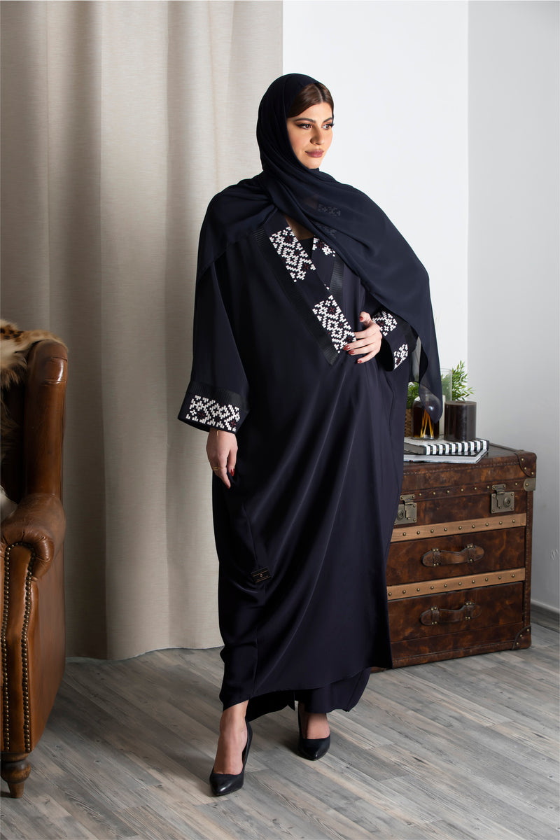 NAVY BLUE EMBROIDERED CREPE ABAYA.