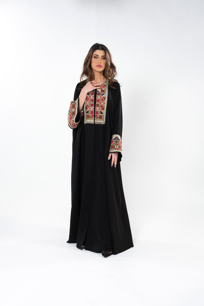 BLACK EMBRODERED SOALON BISHT ABAYA