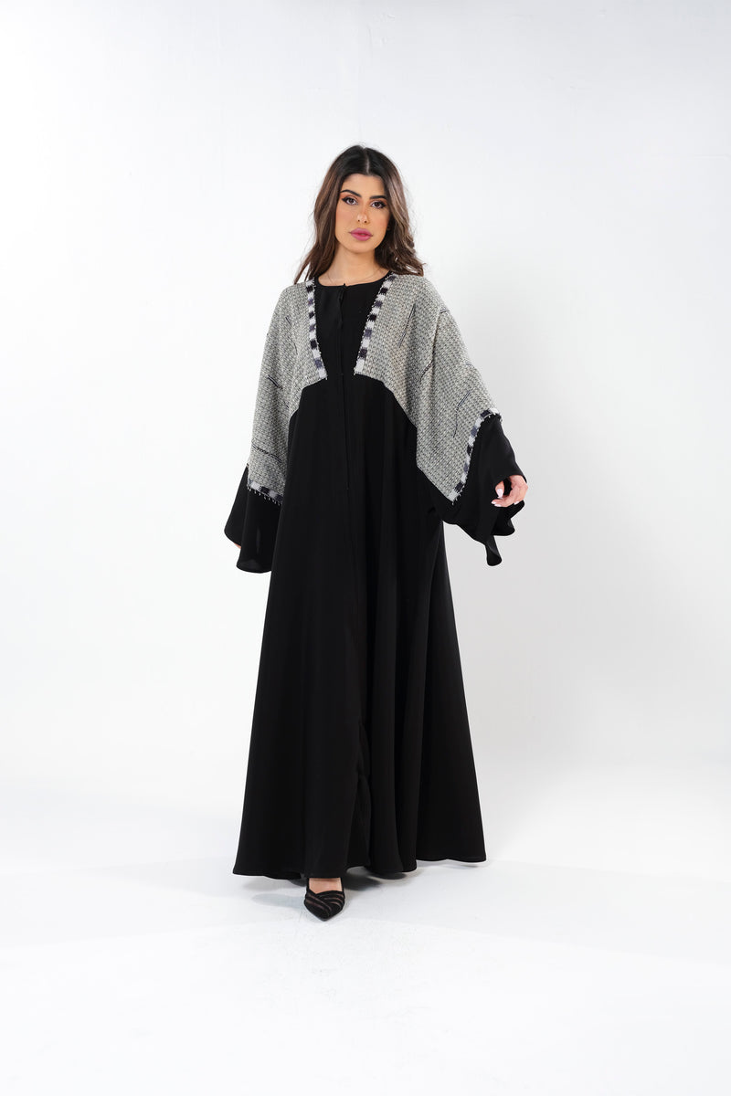 BLACK JACQUARD EMBRODERED BISHT ABAYA