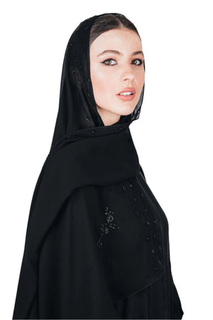 سكارفأسود  شيفون مطرزة بالترتر .