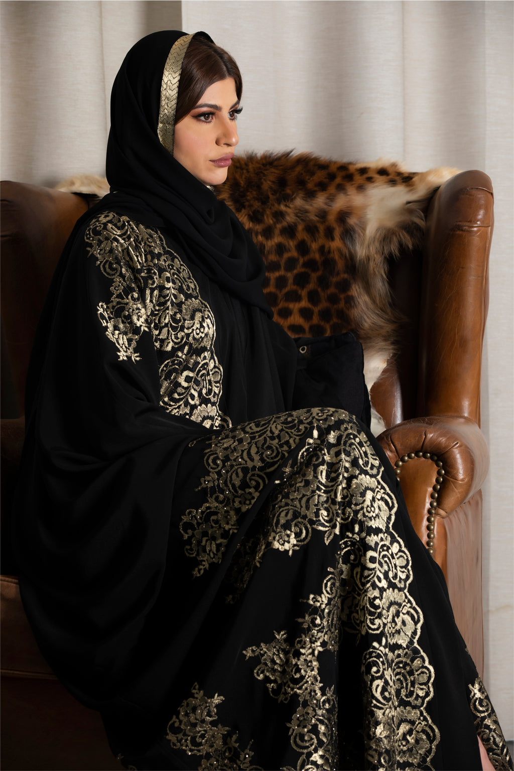 BLACK EMBROIDERED GOLD LACE SOALON ABAYA.